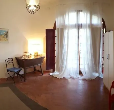 Villetta La Staffa Βίλα
